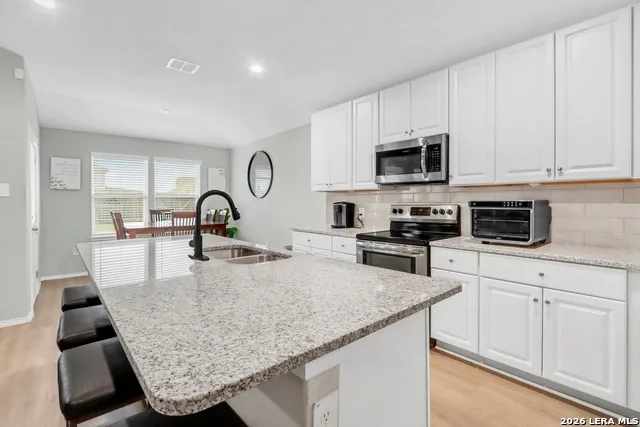 3200 Broad View Seguin, TX 78155